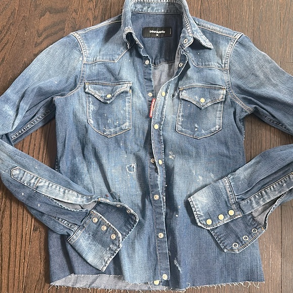 DSQUARED2 Tops - DSQUARED DISTRESSED FITTED DENIM JEAN SHIRT